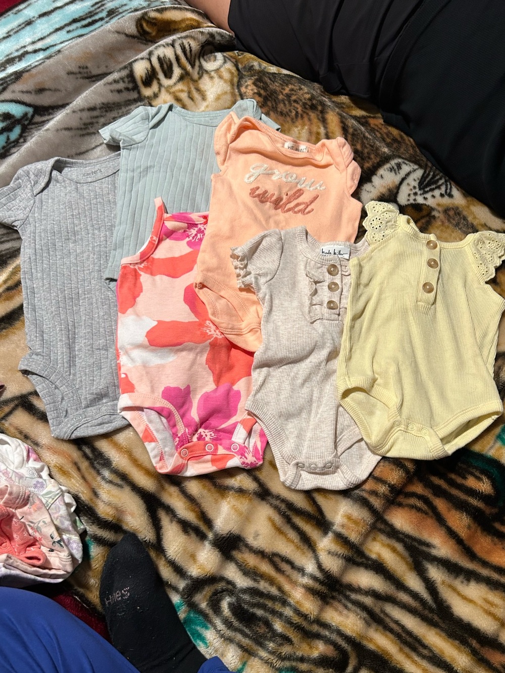 Baby bundle Onesies - Gray, Light Blue, Peach, Pink, Cream, Yellow